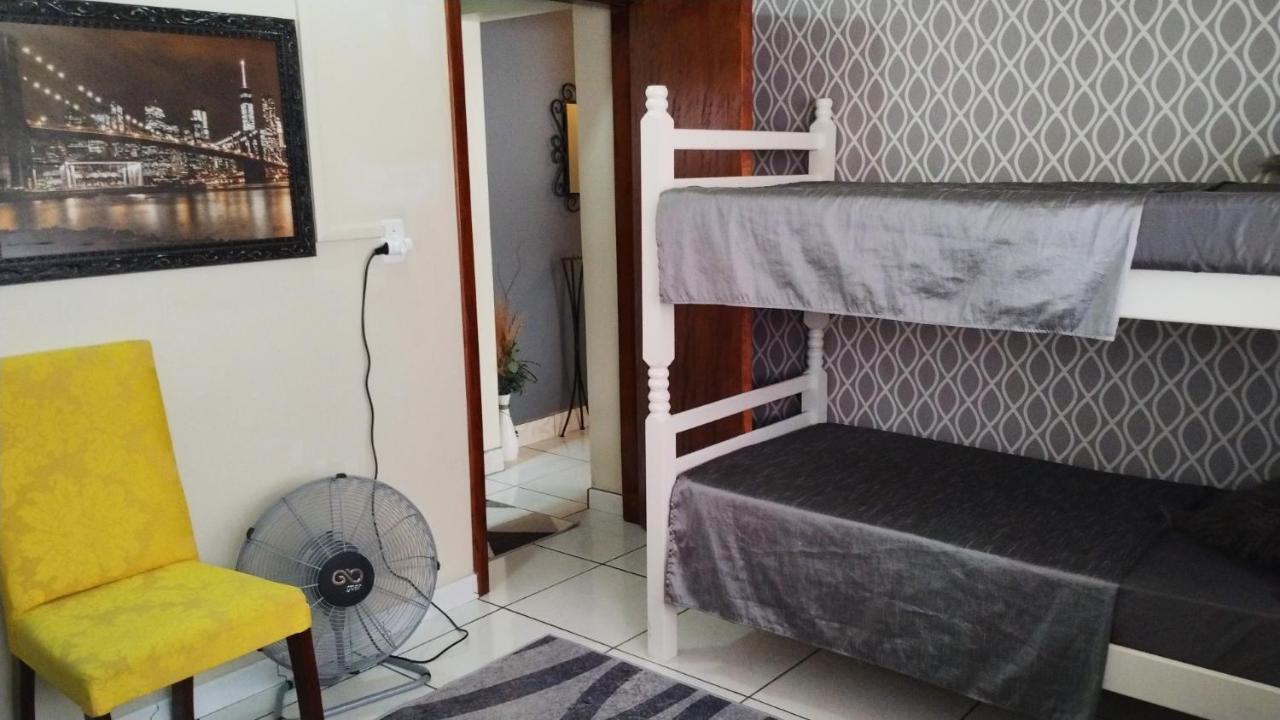 Hostel Sil Cardoso Blumenau Exteriör bild